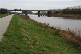 Brug over Oude IJssel bij Doesburg