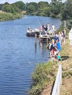 Geslaagde ZomerVISkaravaan Gaanderen 